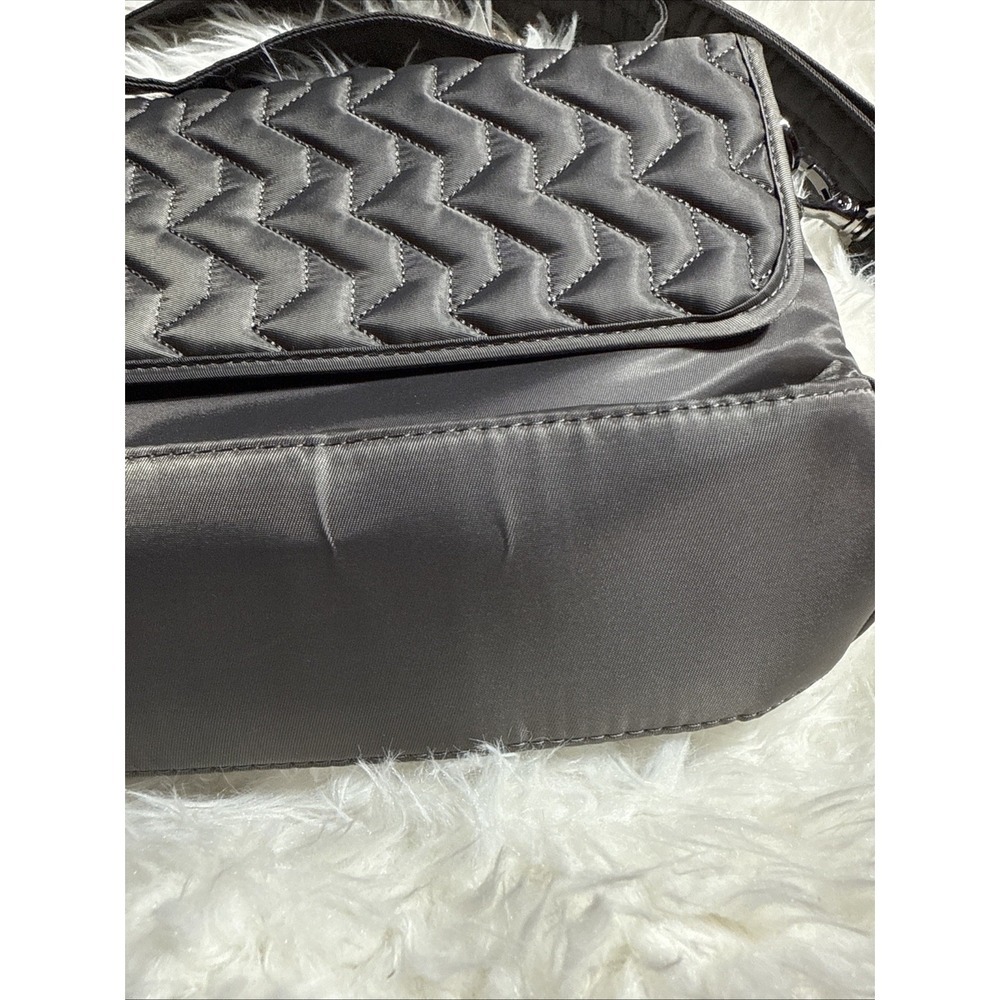 Lug Soar Gunmetal Gray Crossbody Bag Magnetic Closure Adjustable Strap PurseNWOT - Picture 4 of 10